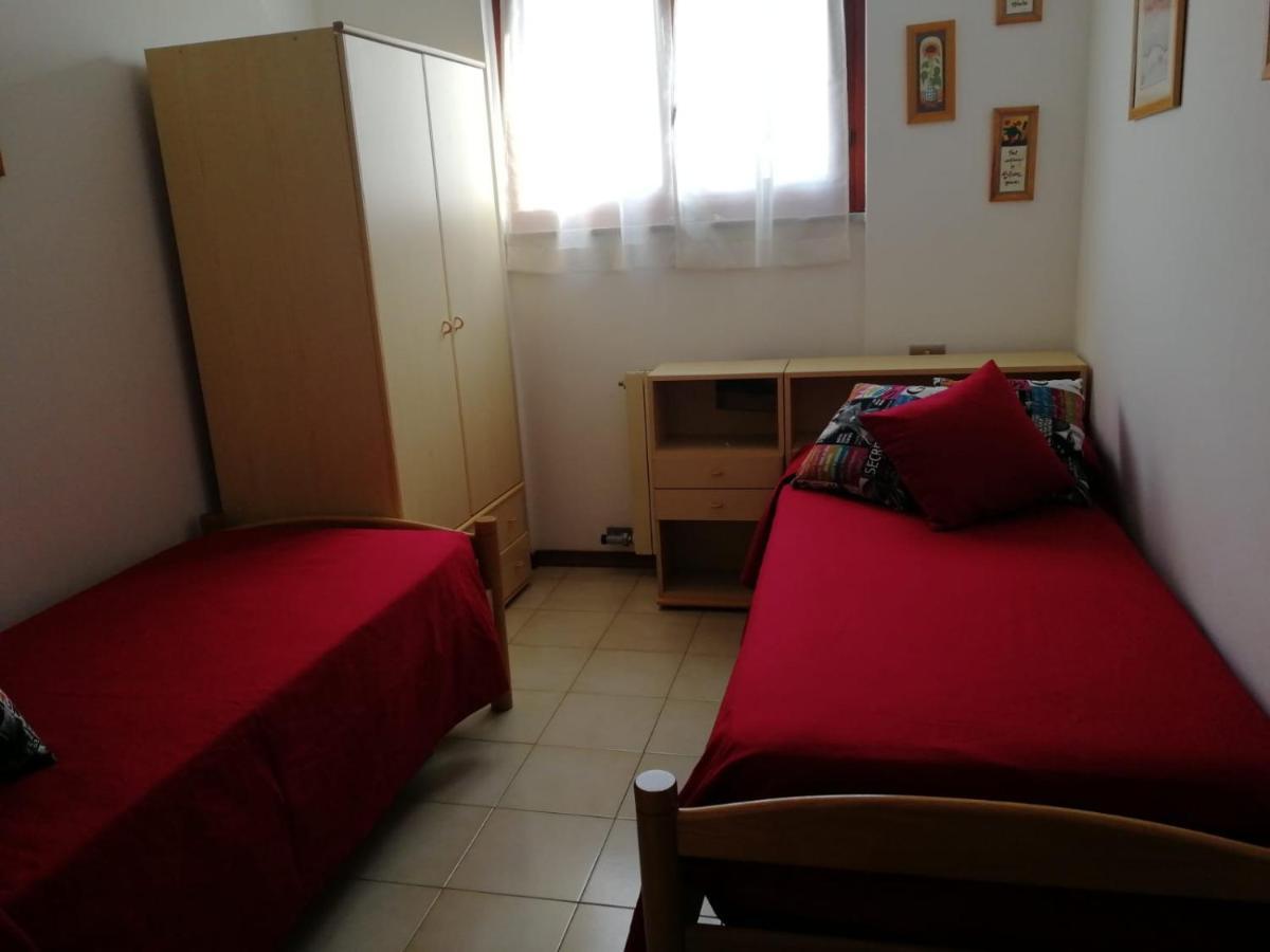 Ferienwohnung La Casa Dei Bebi Carrara Exterior foto